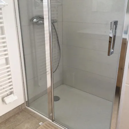 Ile Bacchus Apartment Penestin